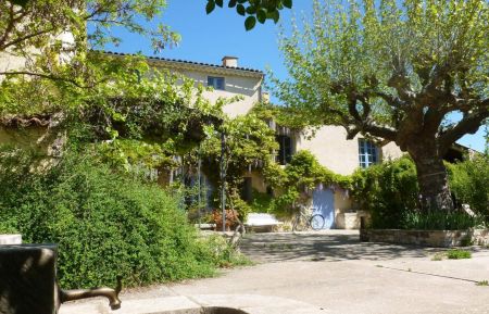 G&icirc;te n&deg;G14515 Saint-&Eacute;tienne-les-Orgues - Alpes-de-Haute-Provence - photo