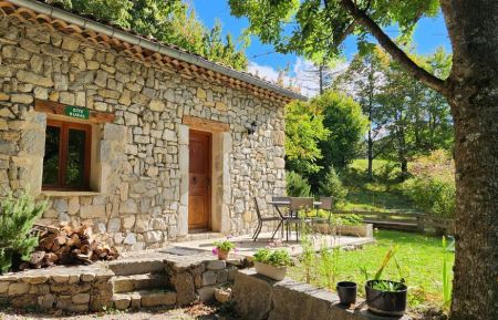 G&icirc;te n&deg;G15089 Les Omergues - Alpes-de-Haute-Provence - photo