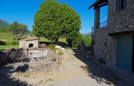 G&icirc;te n&deg;G15138 Valbelle - Alpes-de-Haute-Provence - photo