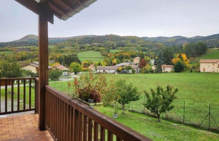 G&icirc;te n&deg;G16105 Turriers - Alpes-de-Haute-Provence - photo