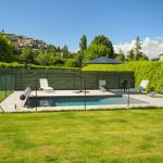 Pour profitez de la piscine chauffée du 15 avril au 30 septembre Pour profitez de la piscine chauffée du 15 avril au 30 septembre