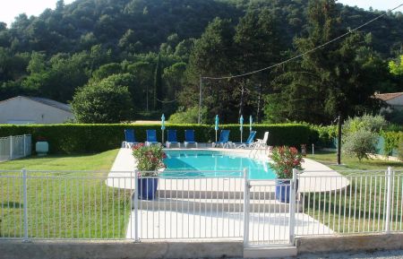 piscine familliale Gîte n°G11128 Le Castellet - Alpes-de-Haute-Provence - piscine familliale