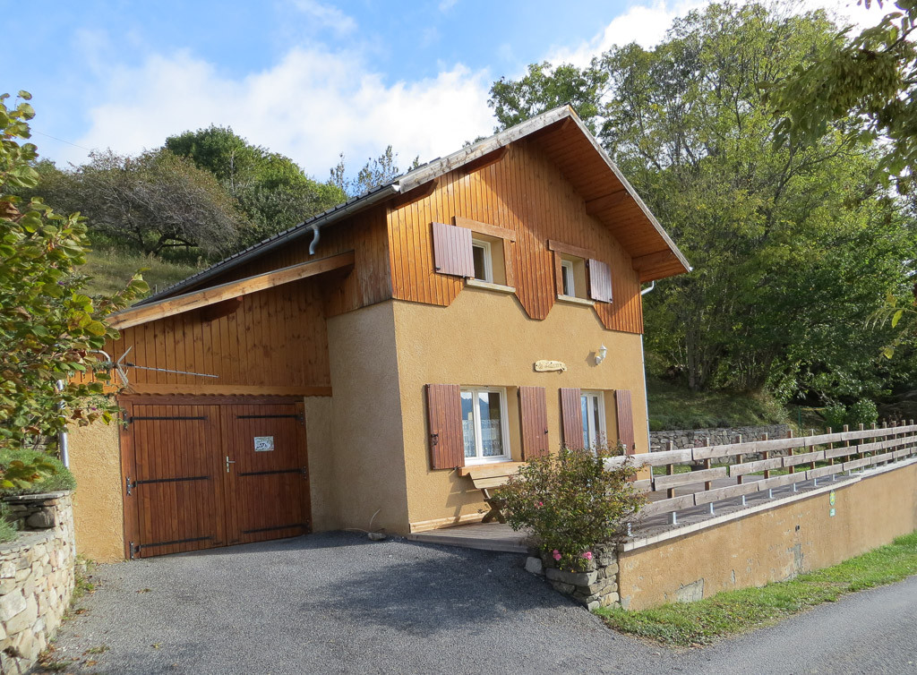 photo 0