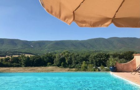 G&icirc;te n&deg;G14473 C&eacute;reste-en-Luberon - Alpes-de-Haute-Provence - photo