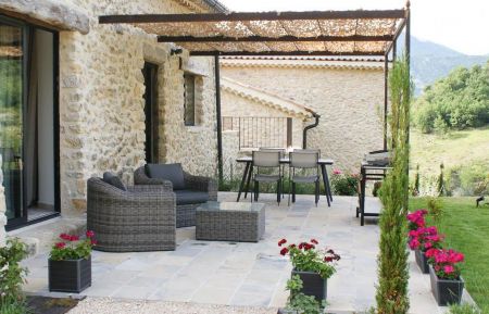 G&icirc;te n&deg;G15117 Saint-Vincent-sur-Jabron - Alpes-de-Haute-Provence - photo