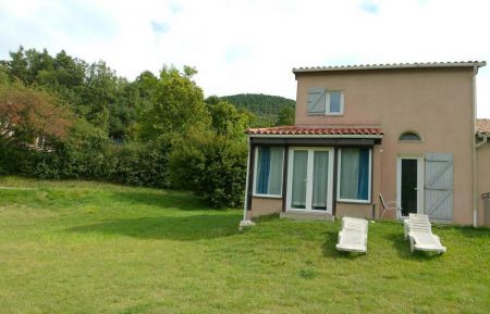G&icirc;te n&deg;G33899 Peyroules - Alpes-de-Haute-Provence - photo