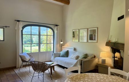 L'espace salon climatisé Gîte n°G14401 Céreste-en-Luberon - Alpes-de-Haute-Provence - L'espace salon climatisé