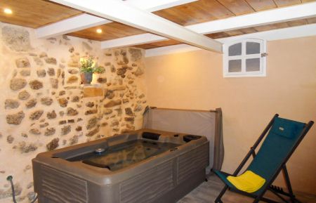 G&icirc;te n&deg;G11478 Saint-Jacques - Alpes-de-Haute-Provence - Jaccuzi privatif 02 places allong&eacute;s 