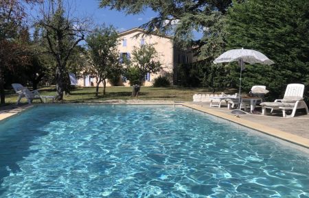 G&icirc;te n&deg;G14511 Revest-du-Bion - Alpes-de-Haute-Provence - photo