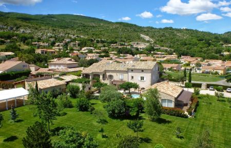 G&icirc;te n&deg;G11489 Peipin - Alpes-de-Haute-Provence - photo