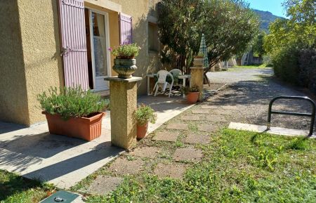G&icirc;te n&deg;G11154 Volonne - Alpes-de-Haute-Provence - photoAutomne