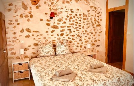 Chambre principale, lit 160x200 Gîte n°G15112 Mison - Alpes-de-Haute-Provence - Chambre principale, lit 160x200