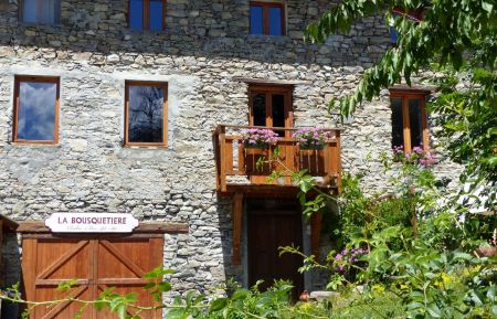 Chambre d'h&ocirc;tes n&deg;G271115 Jausiers - Alpes-de-Haute-Provence - La Bousqueti&egrave;re...en &eacute;t&eacute;