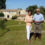 Alain et Françoise vous accueilleront avec plaisir. Alain et Françoise vous accueilleront avec plaisir.